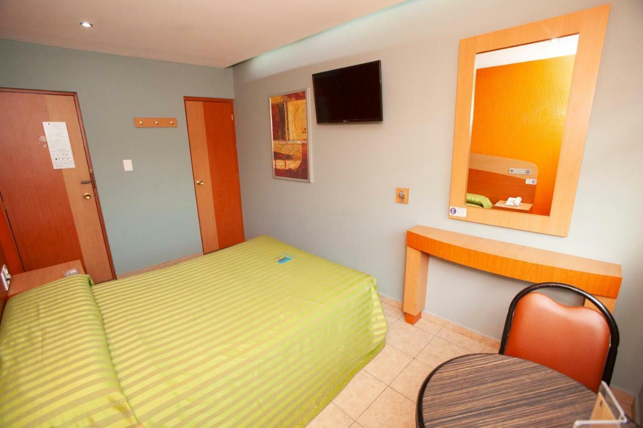 Hotel Lira - Solo Adultos Mexico City Exteriör bild